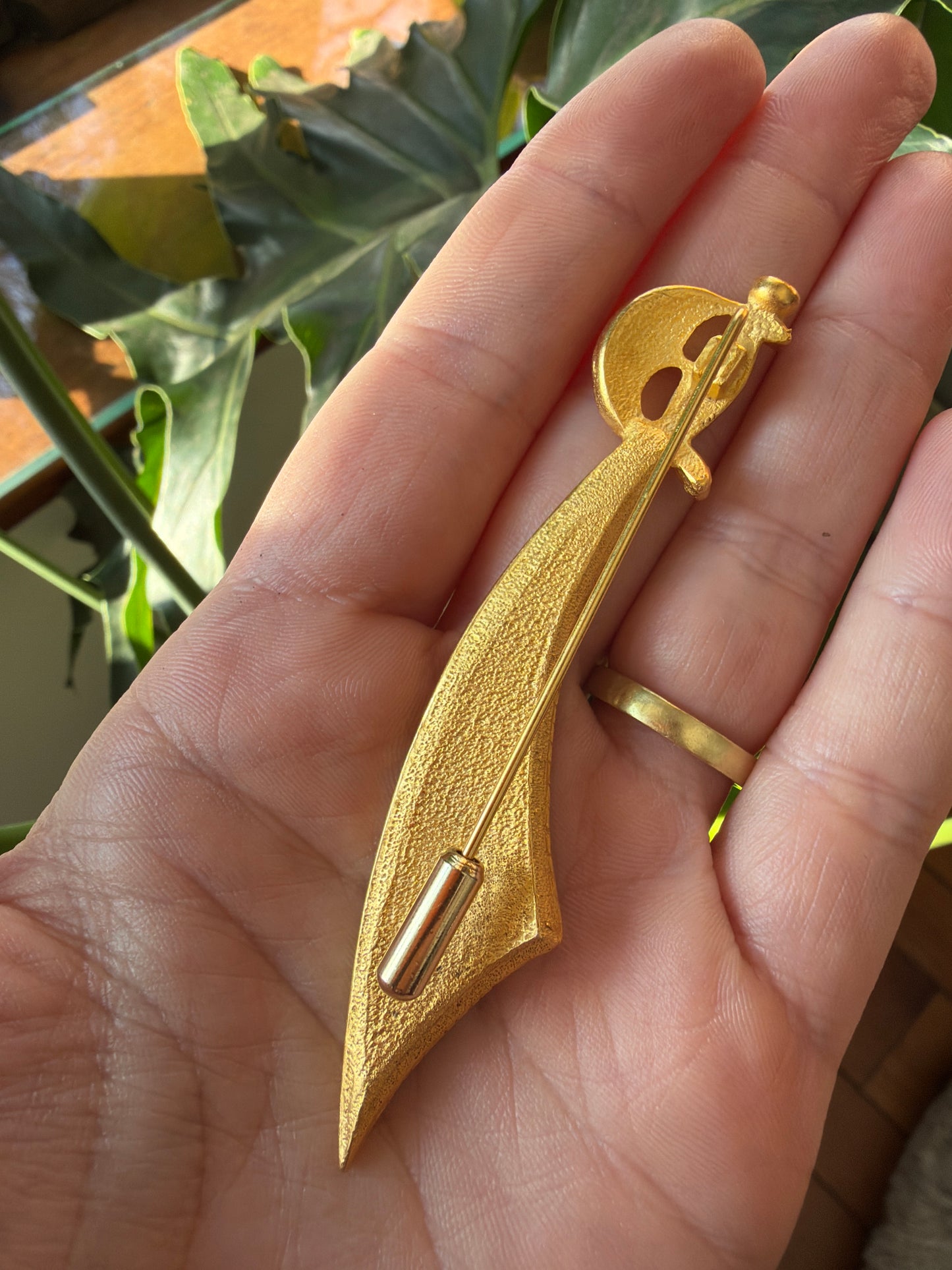 Vintage Gold Tone Jeweled Scimitar Brooch