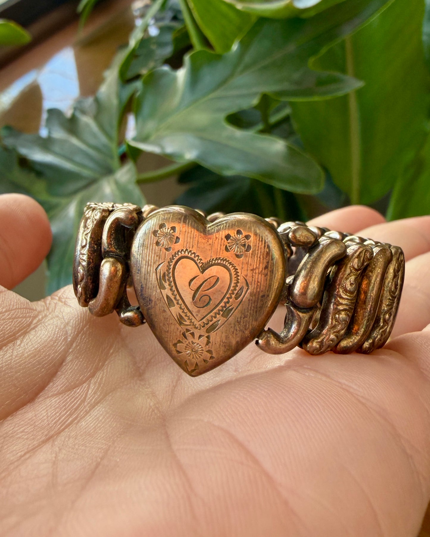 ~1940's "C" Engraved Sweetheart Bracelet | Pitman and Keeler