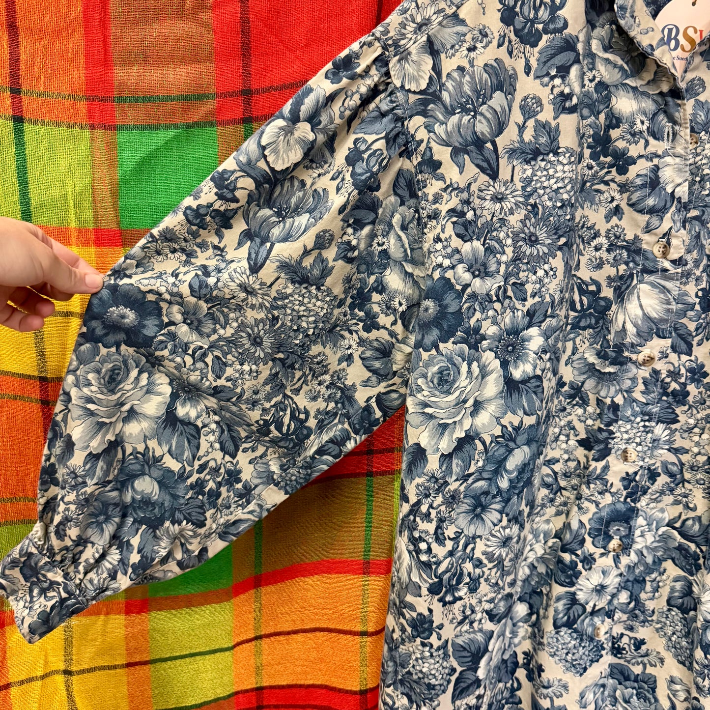 1990's Blue Floral Blouse | Gotcha Covered