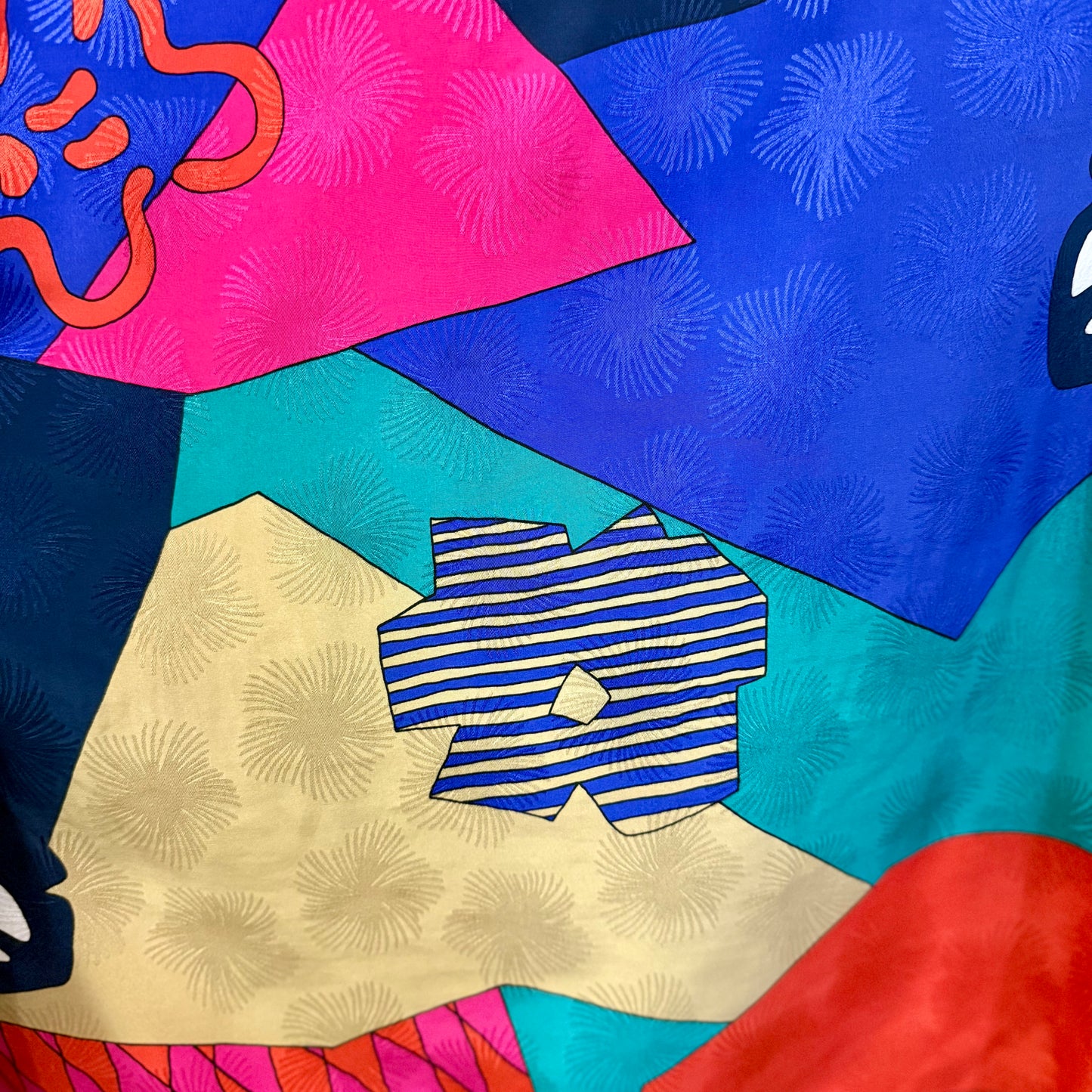 1970's/80's Silky Abstract Blouse | Lillie Rubin