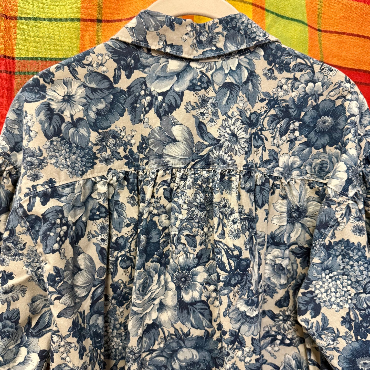 1990's Blue Floral Blouse | Gotcha Covered