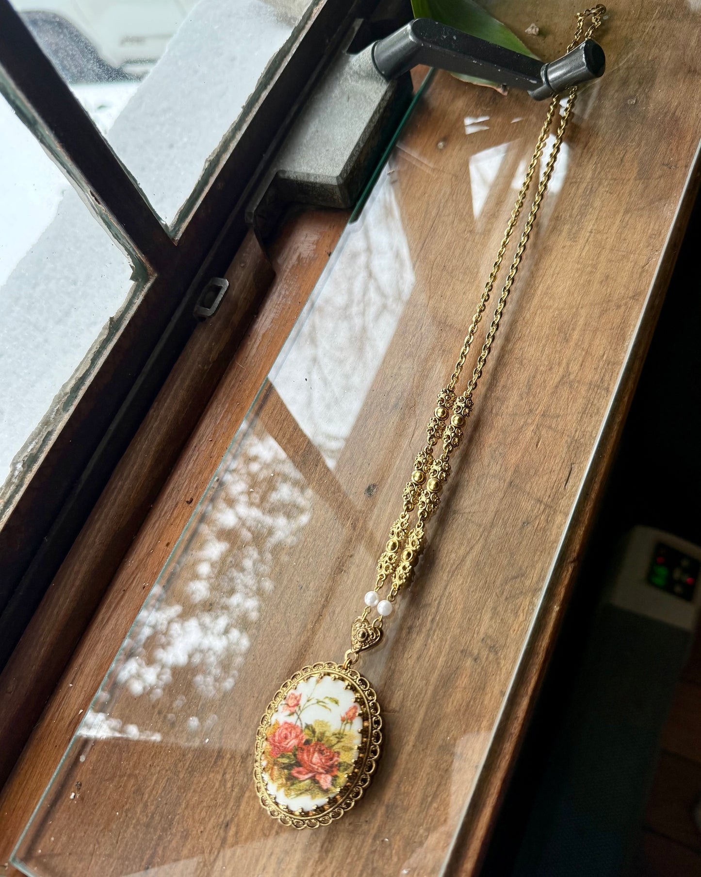 Vintage Sugar Crystal Floral Pendant Necklace | W Germany