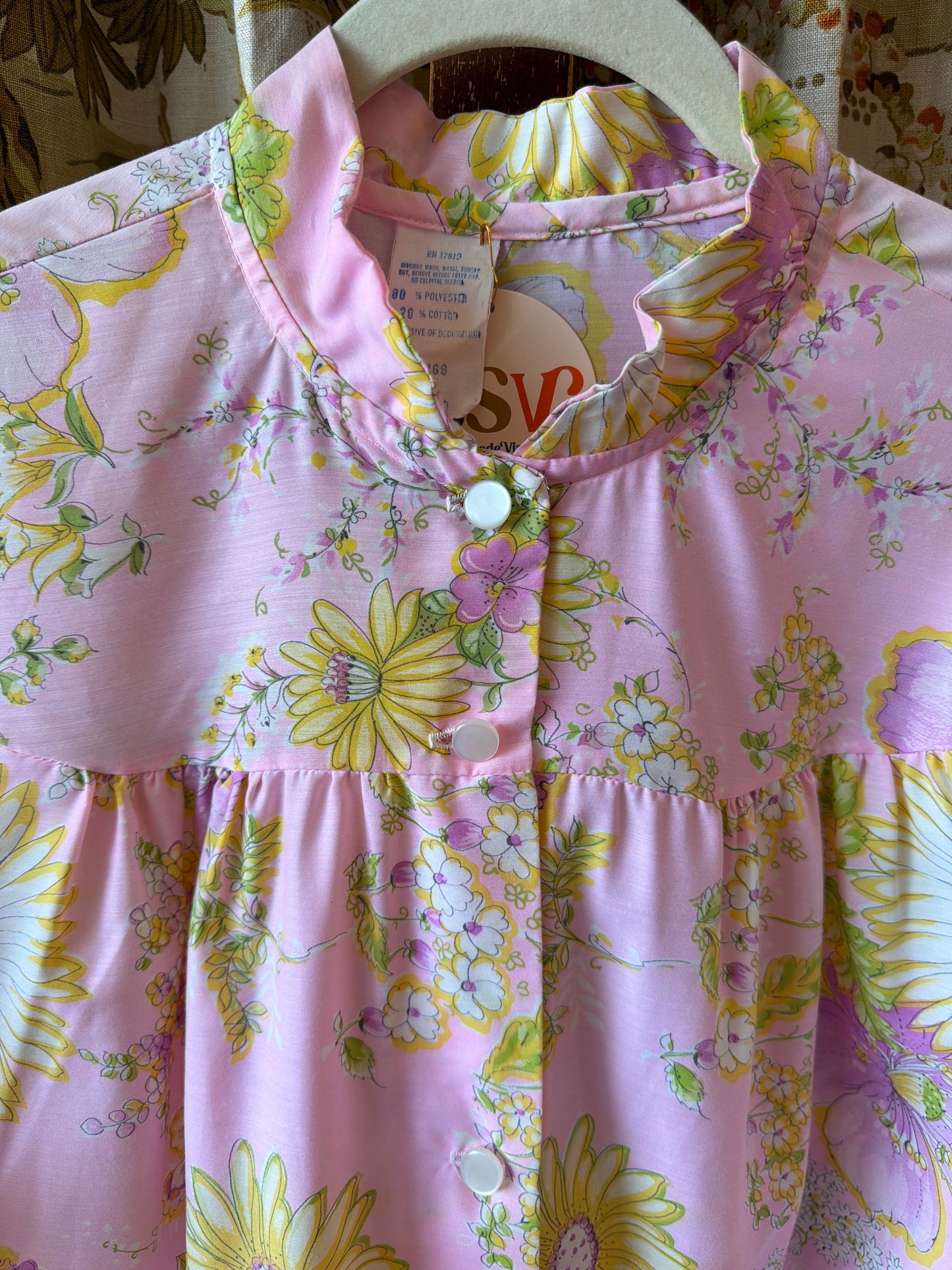 1970's Pink Daisy Print House Dress