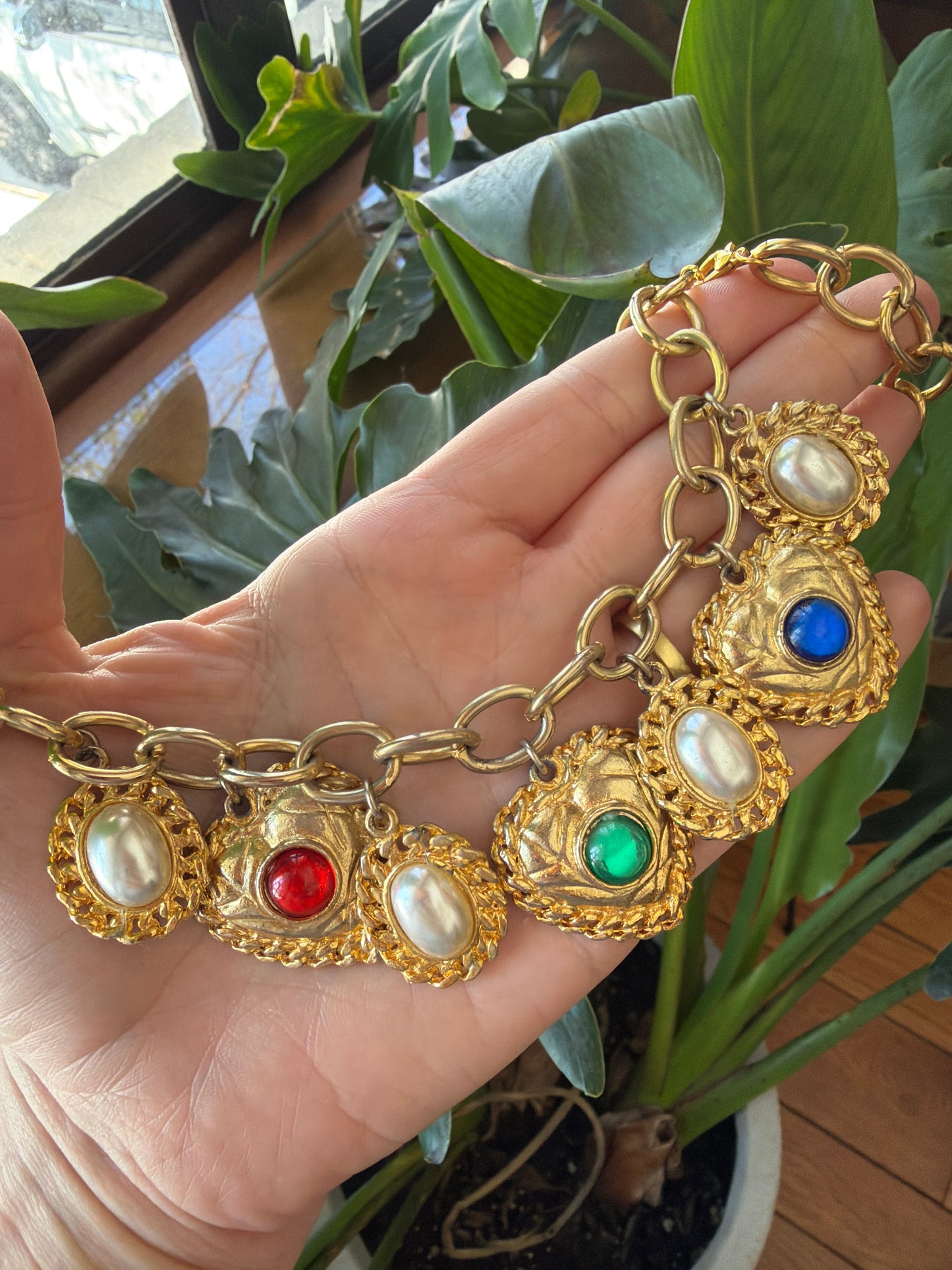 Vintage Gold Tone Heart Charm Necklace