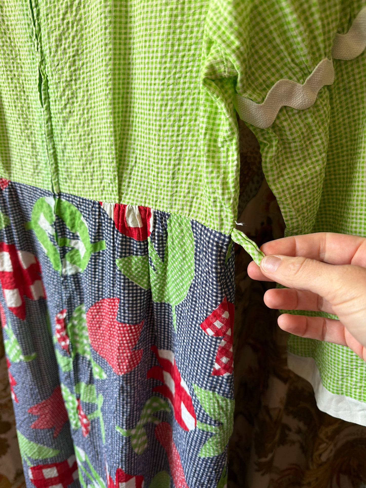 1970's Gingham Seersucker Tulip Dress