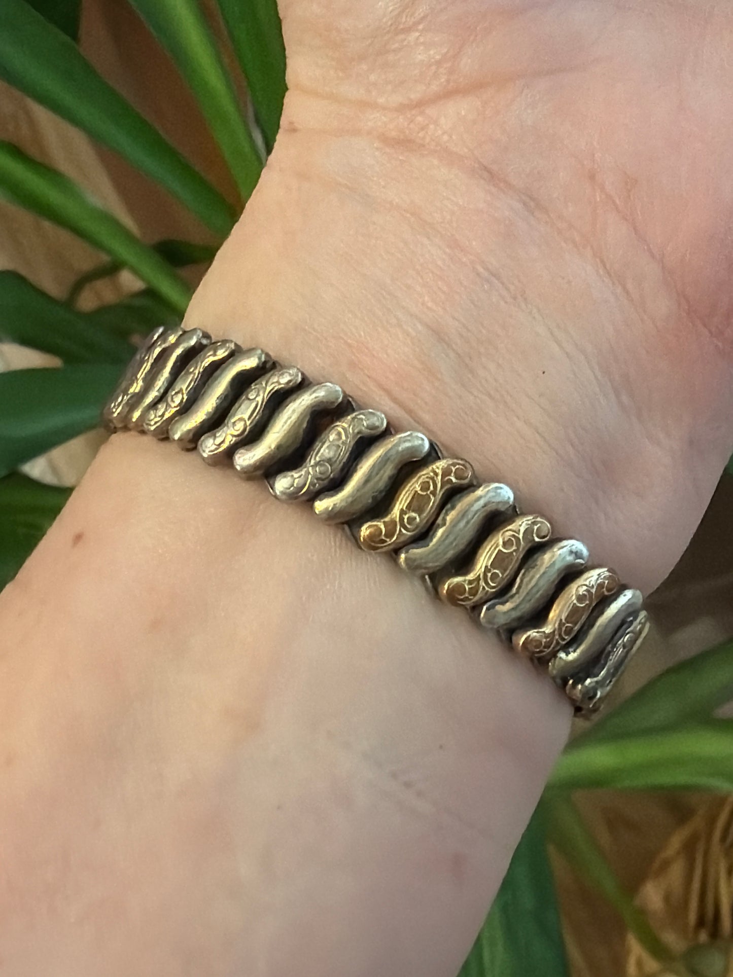 ~1940's Sweetheart Expansion Bracelet | Co-Star