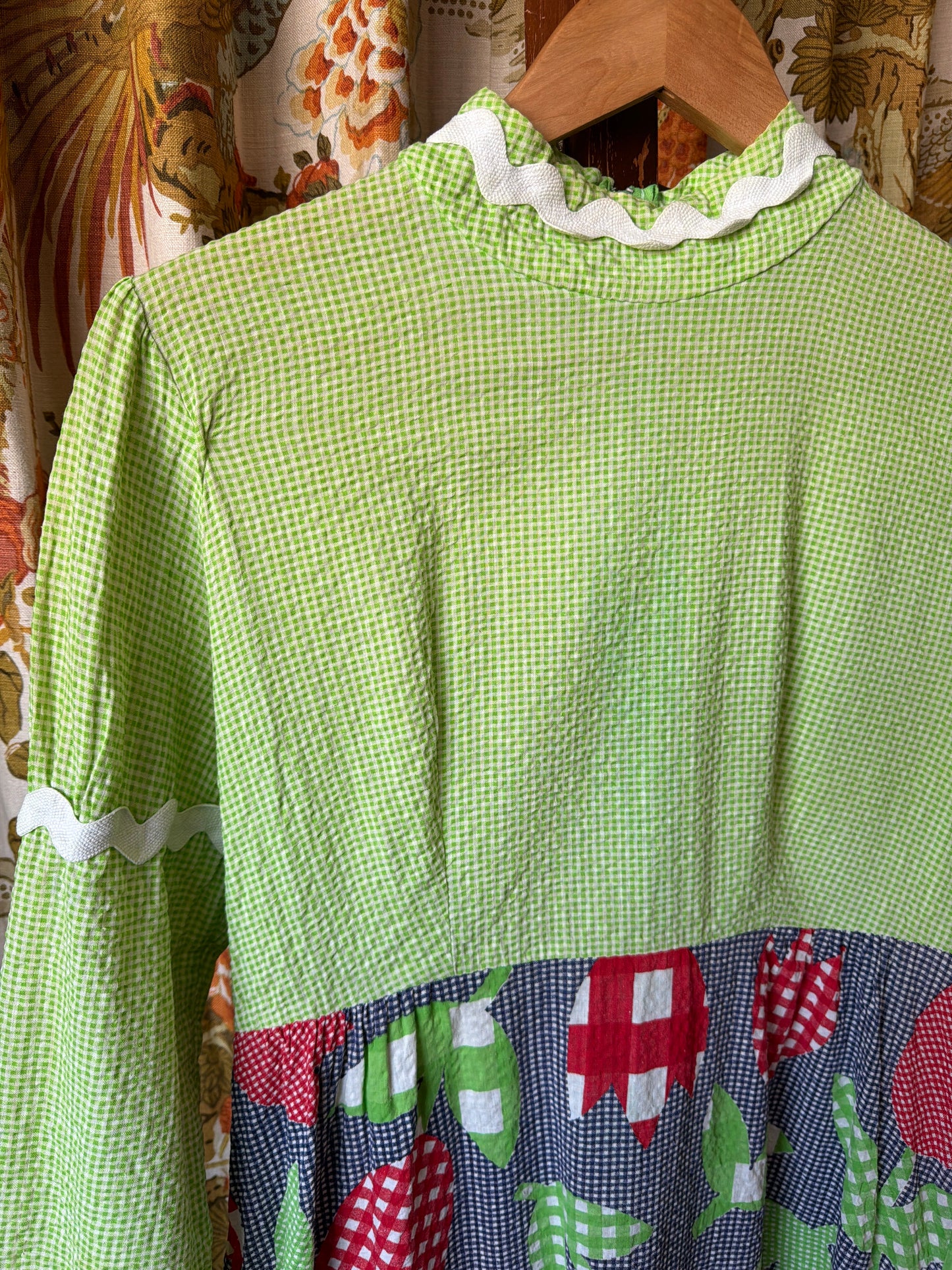 1970's Gingham Seersucker Tulip Dress
