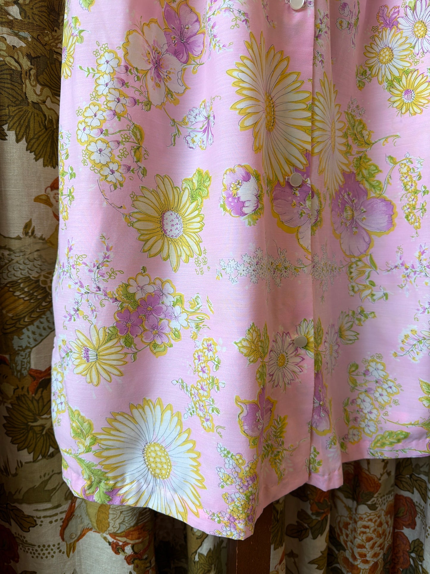 1970's Pink Daisy Print House Dress