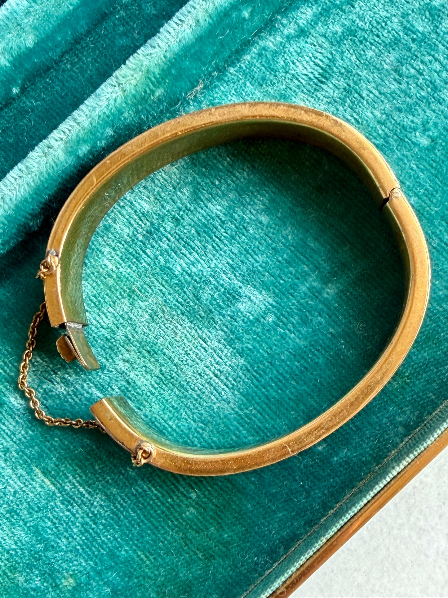 Antique Gold-Filled Bird Etched Bangle
