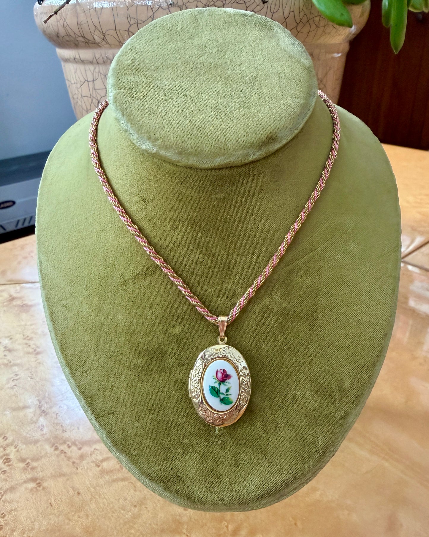 Vintage Rose Enamel Gold Tone Locket