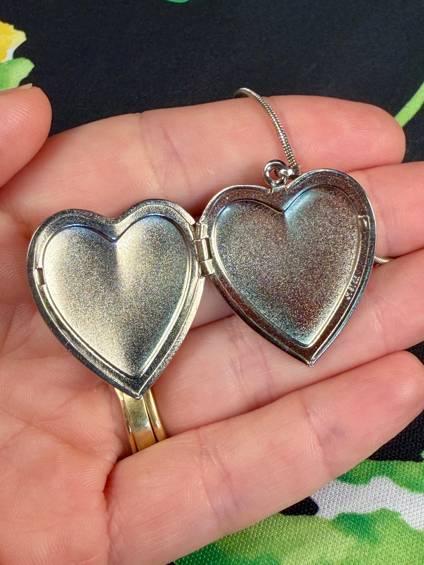 Vintage Sterling Silver Etched Heart Locket Necklace