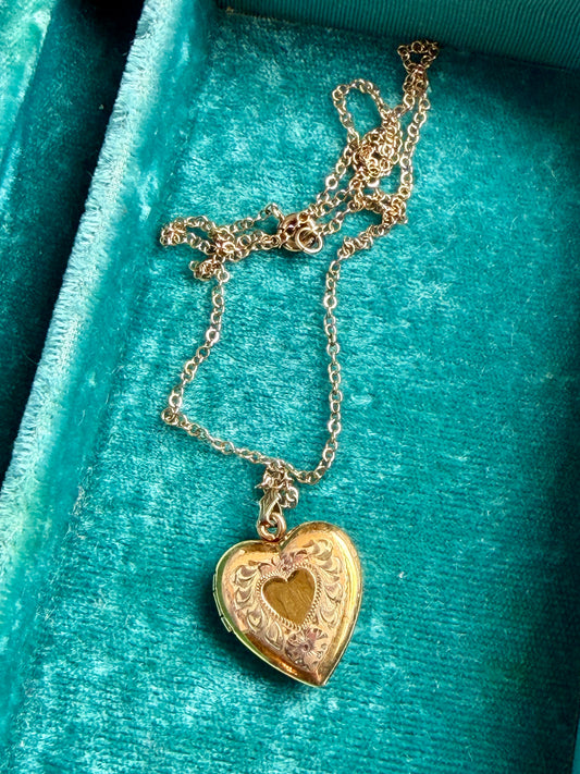 Vintage Gold Filled Heart Locket on Chain | La Roco