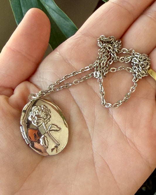Vintage Silver Tone Rose Locket Necklace