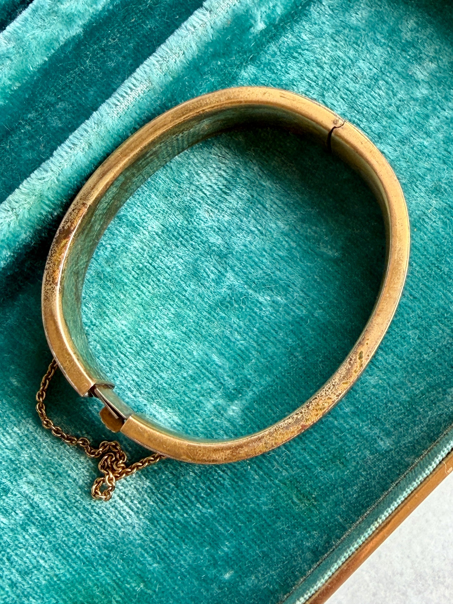 Antique Gold-Filled Bird Etched Bangle