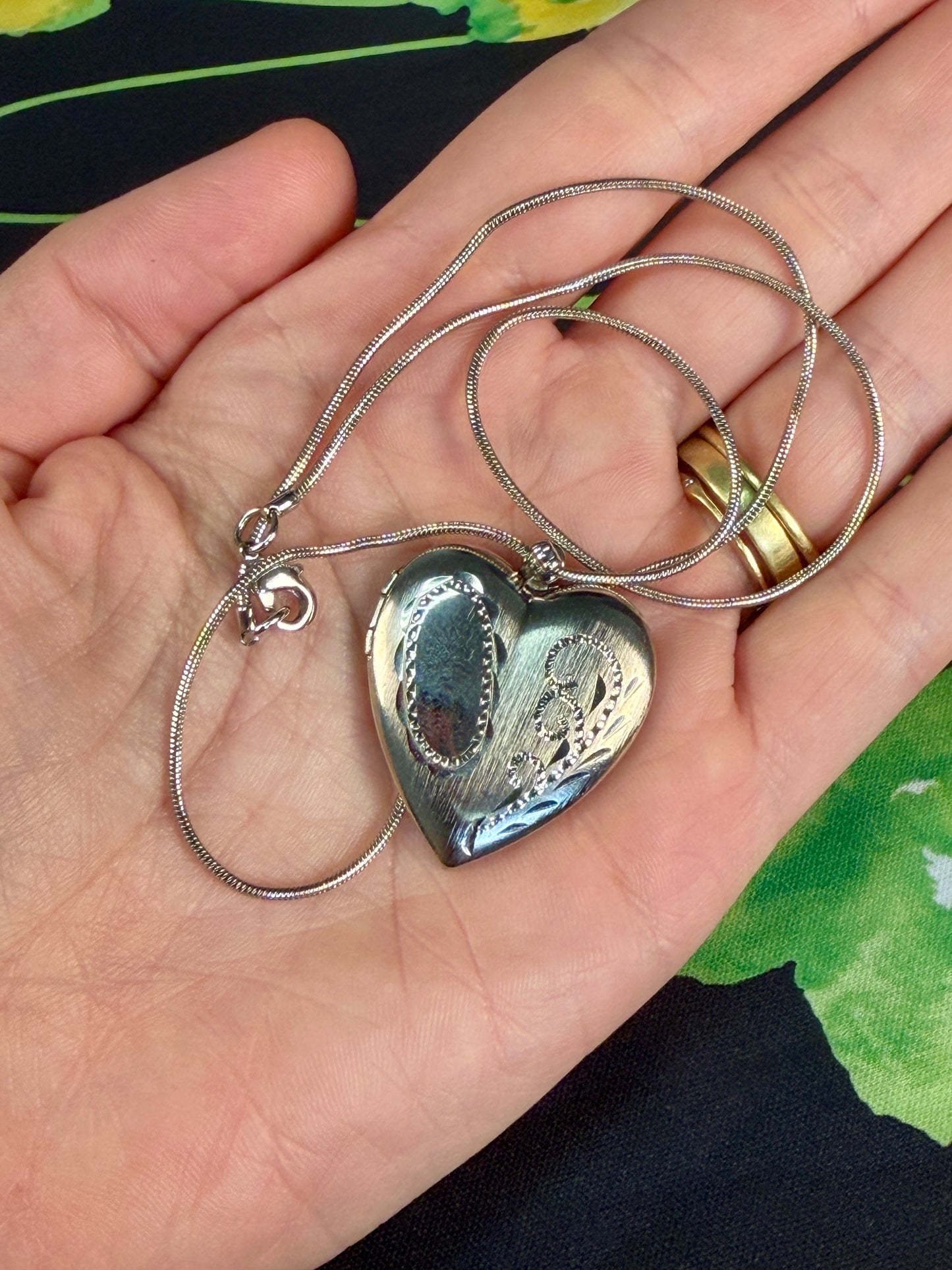 Vintage Sterling Silver Etched Heart Locket Necklace