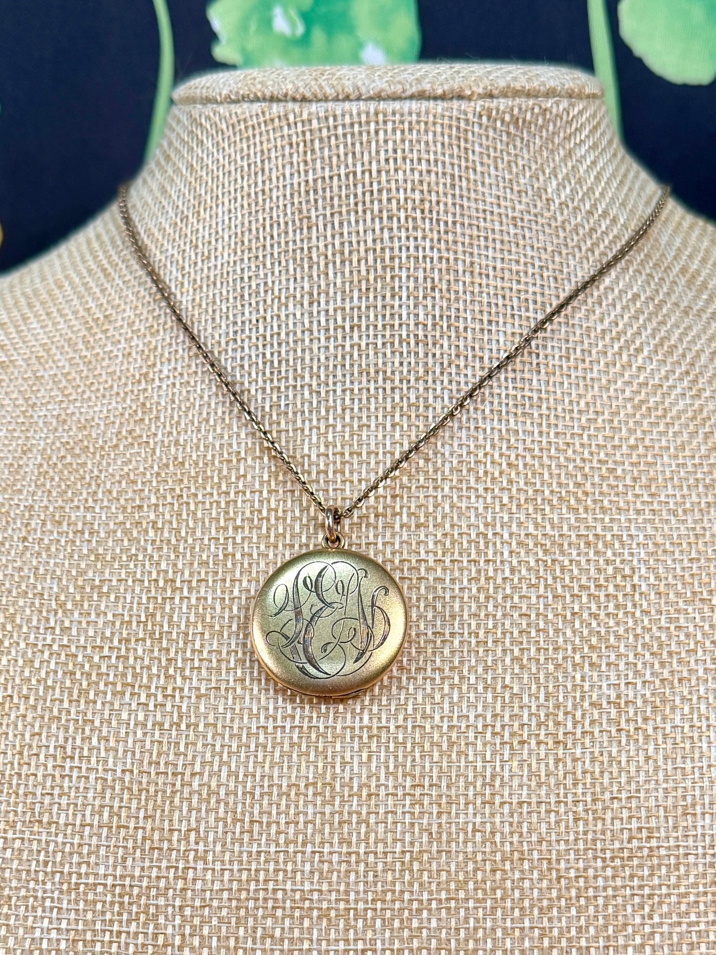 1911 "LVE" Etched Edwardian Locket | SKM & Co