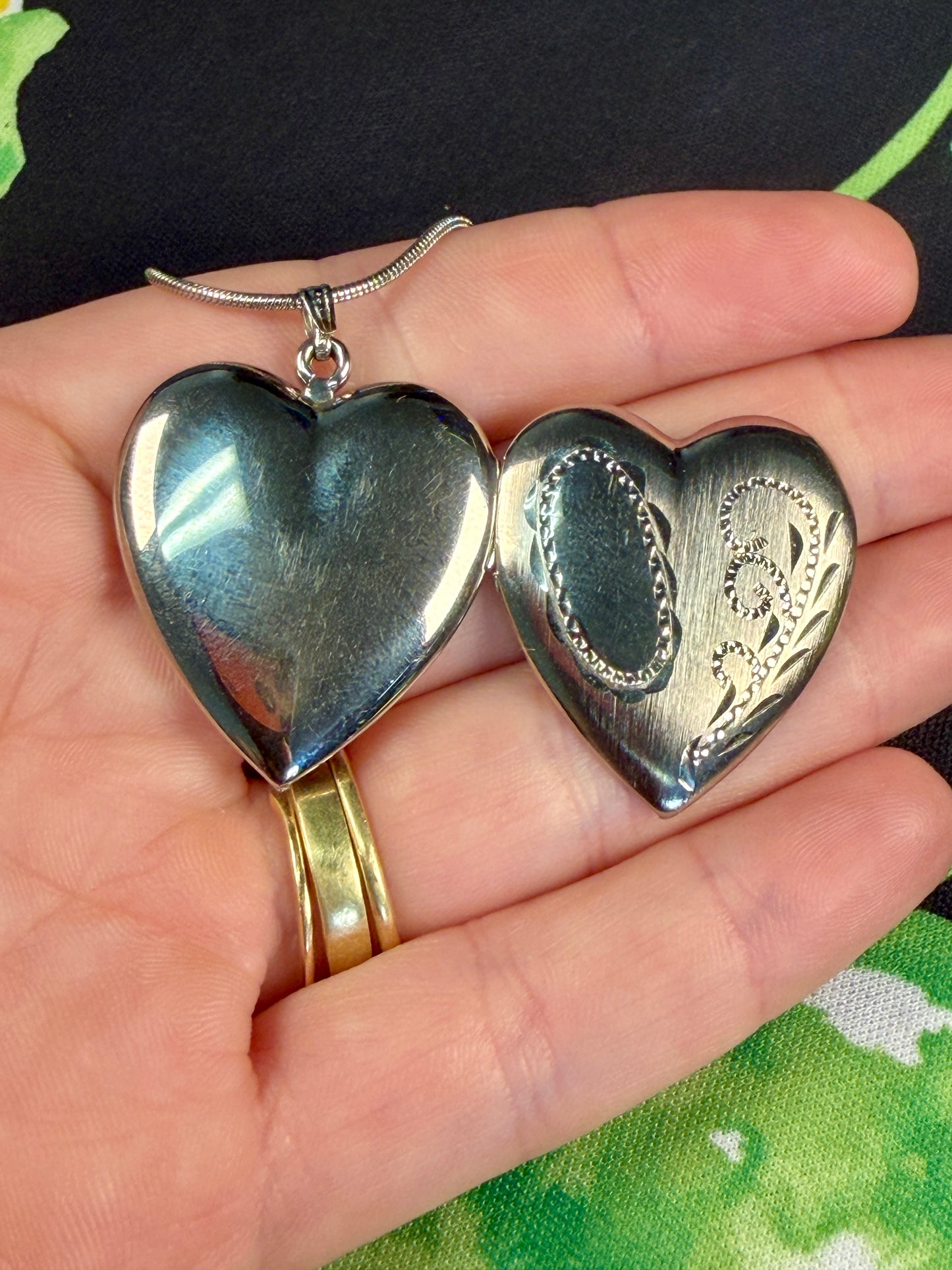 Vintage Sterling Silver Etched Heart Locket Necklace