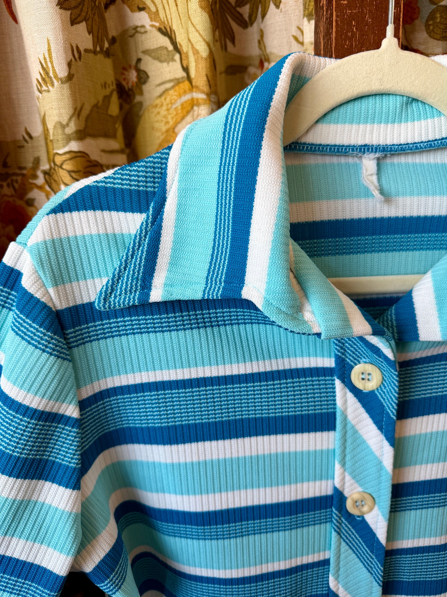 1970's Blue Stripe Dagger Collar Blouse