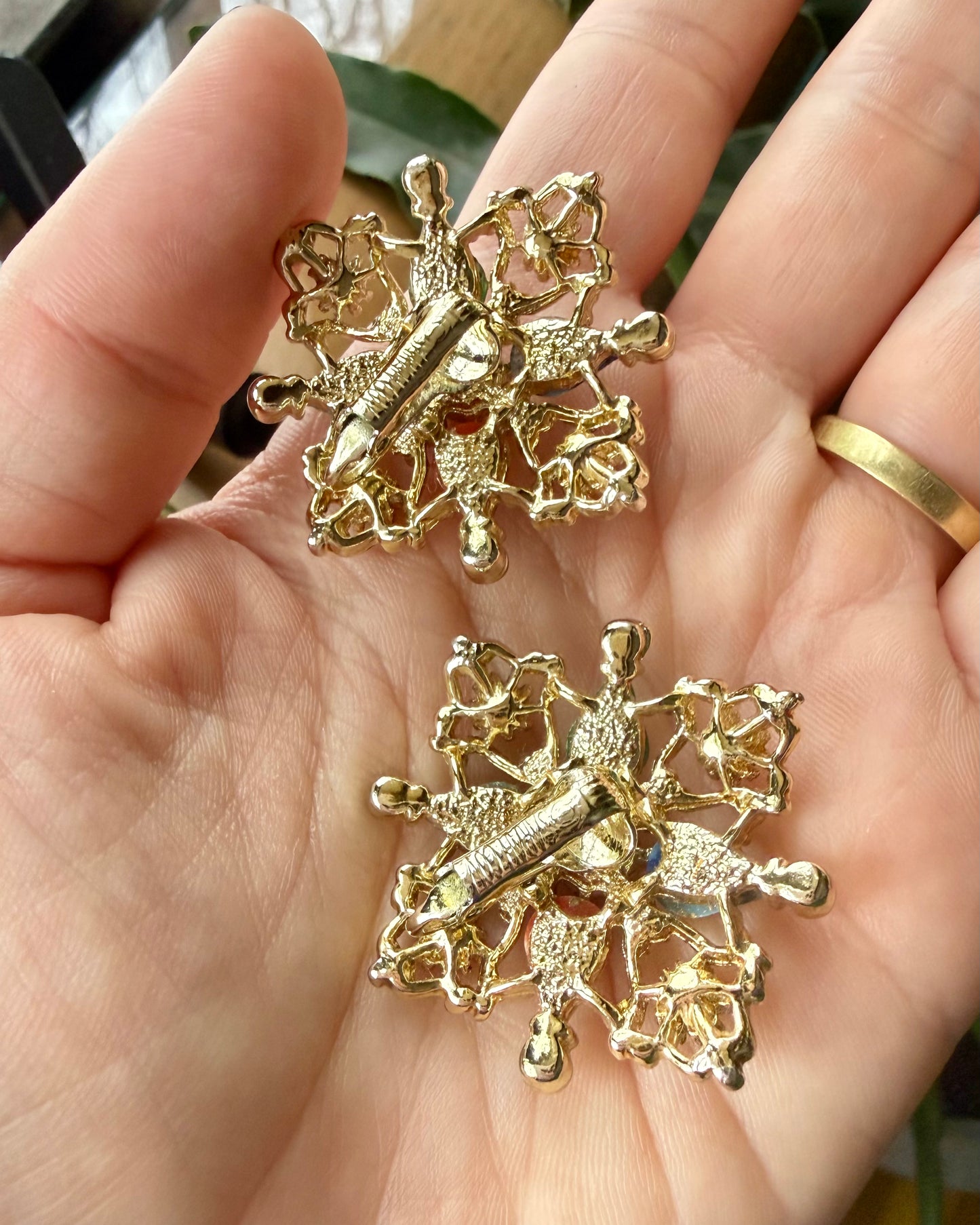 1962 Galaxy Clip On Earrings | Sarah Coventry