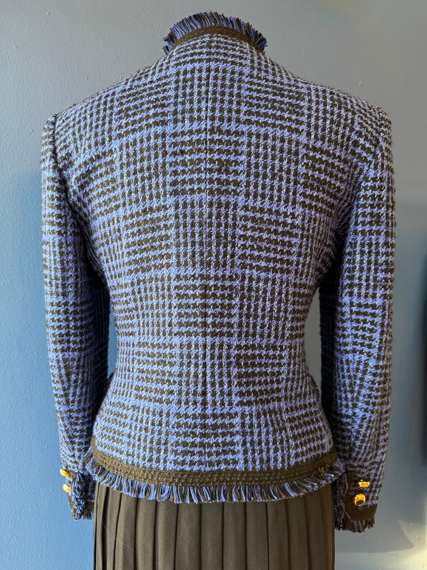 1990's Blue Houndstooth Silk Wool Jacket | Carlisle