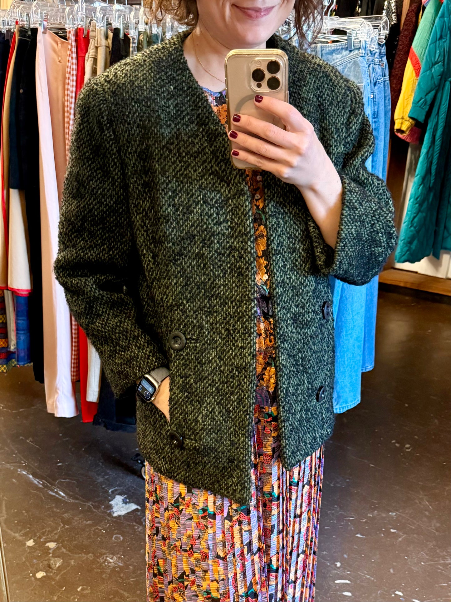 1960's Green Tweedy/Boucle Bracelet Sleeve Jacket