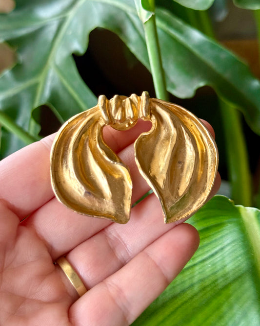 Vintage Gold Tone Bow Brooch | Le Jacquard Francais