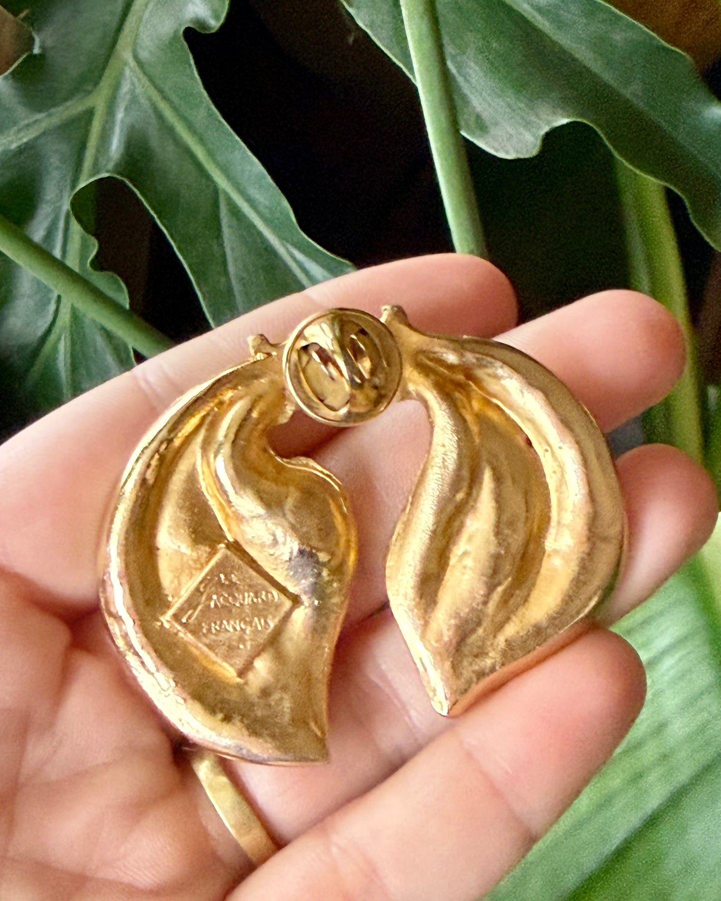 Vintage Gold Tone Bow Brooch | Le Jacquard Francais