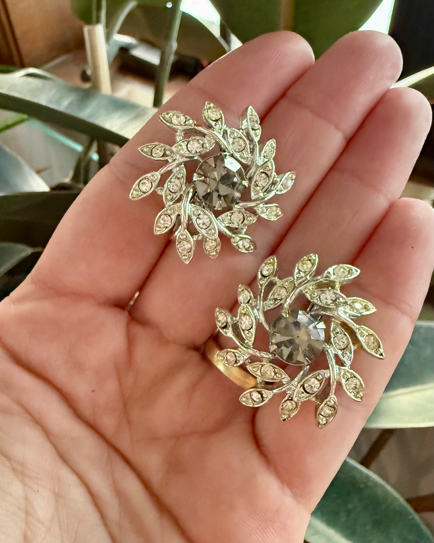 1962 Evening Snowflake Clip On Earrings | Sarah Coventry