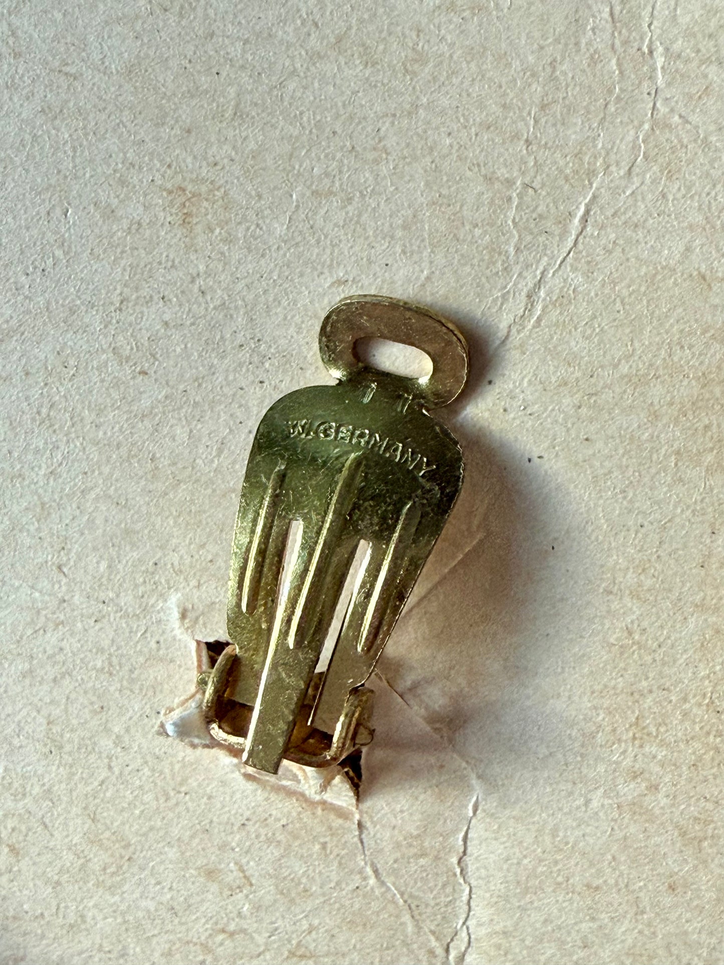 Vintage NOS Sugar Crystal Floral Clip On Earrings